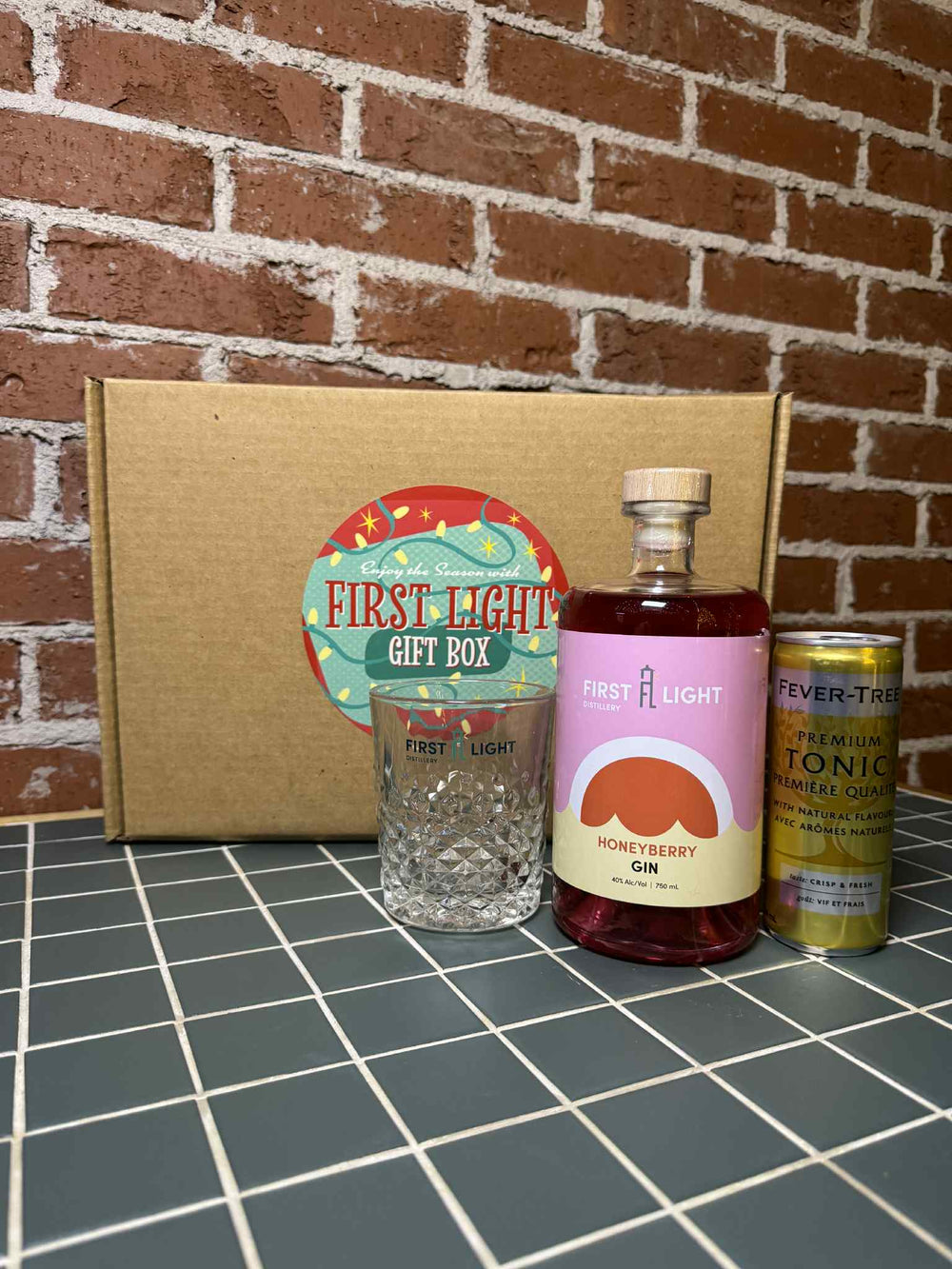 First Light Honeyberry Gin & Tonic Gift Set